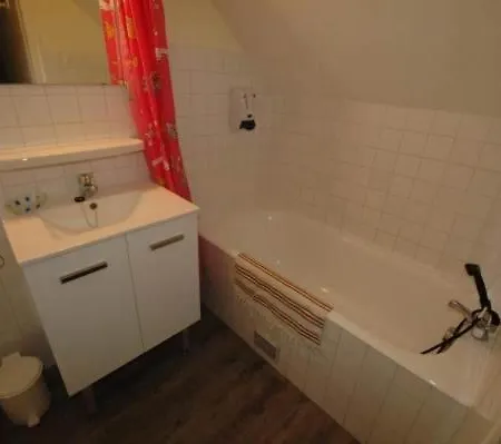 La Grange Du Devezou アパート