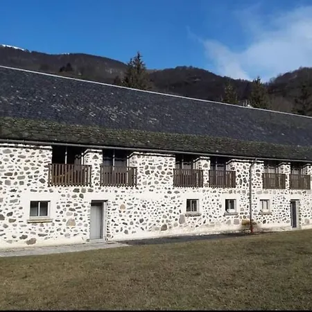 Apartamento La Grange Du Devezou Saint-Jacques-des-Blats